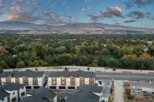 1719 S Federal Way, Boise, ID, 83705-3164 | Card Image
