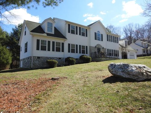 337 Fox Run Dr, Galax, VA, 24333 | Card Image