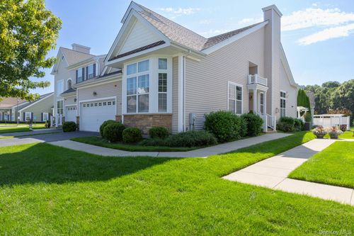 51 Toni Court, Brookhaven, NY, 11934 | Card Image