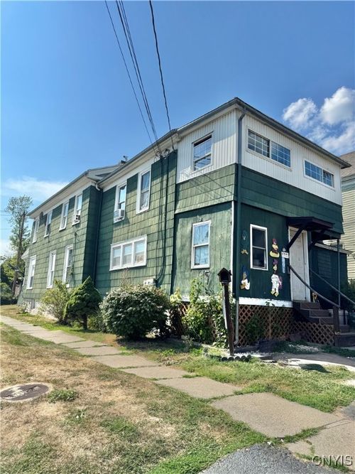 110 North St, Auburn, NY, 13021-1825 | Card Image