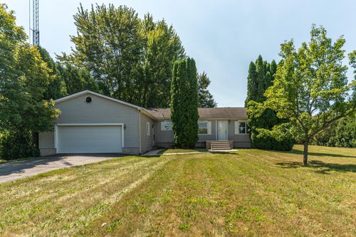 8002 Willow Rd, Milan, MI, 48160-8837 | Card Image