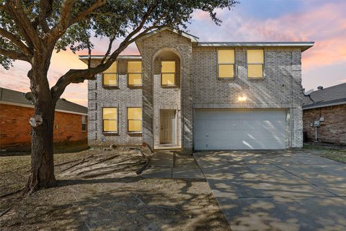 9120 Quarter Horse Ln, Fort Worth, TX, 76123-3570 | Card Image