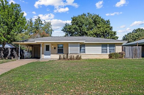 2251 Cambridge Dr, Irving, TX, 75061-6820 | Card Image