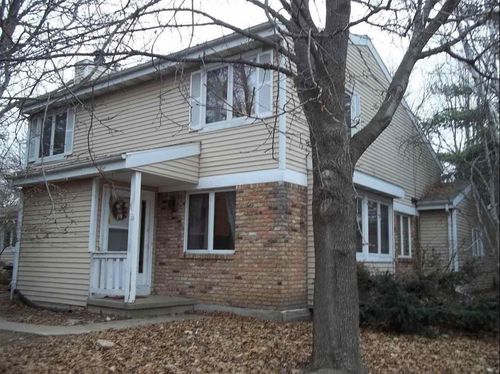 19 Firestone Ct, Madison, WI, 53717-1132 | Card Image