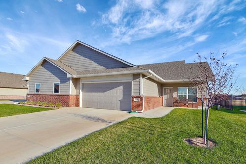 932 N Cloverleaf St, Goddard, KS, 67052-8669 | Card Image