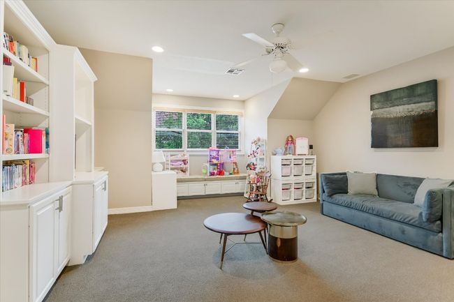 9001 Thickwoods, House other with 4 bedrooms, 5 bathrooms and 2 parking in Austin TX | Image 22