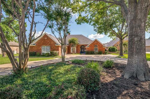 325 Mariah Bay Dr, Heath, TX, 75032-7621 | Card Image