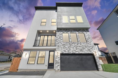 5512 Hardy St, Houston, TX, 77009-1637 | Card Image