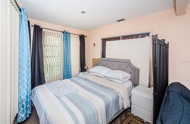 Den/Bonus Room | Image 31