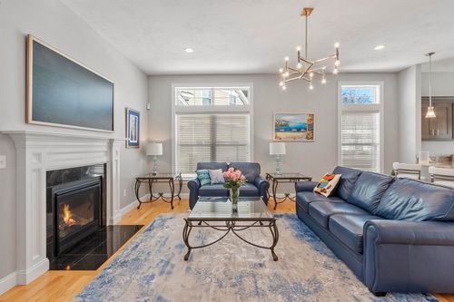 2-2 Boardwalk Dr, Andover, MA, 01810-4339 | Card Image