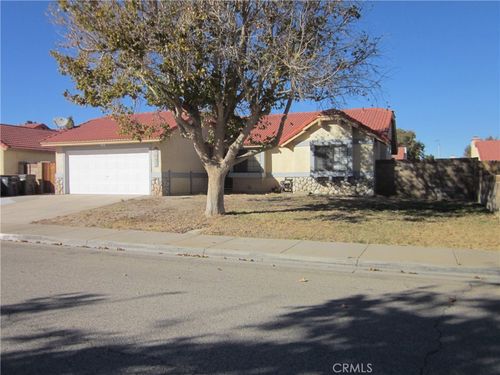 1021 Brianna Ave, Lancaster, CA, 93535-2909 | Card Image