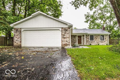 519 Colbarn Ct, Fishers, IN, 46038-1328 | Card Image