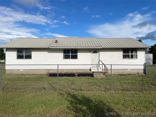 116 E 5th St, Coleman, OK, 73432-8528 | Card Image