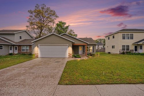 495 W 24th Street, Holland, MI, 49423 | Card Image