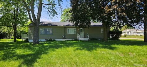 5471 Fairhaven St, Flint, MI, 48505-1005 | Card Image