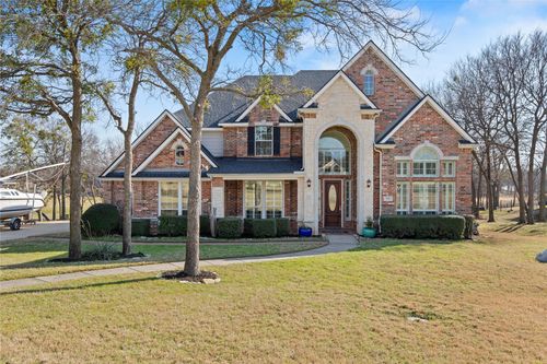 725 Carrie Ln, Lakewood Village, TX, 75068-4422 | Card Image
