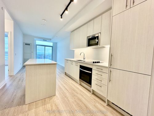 813-286 Main St, Toronto, ON, M4C0B3 | Card Image