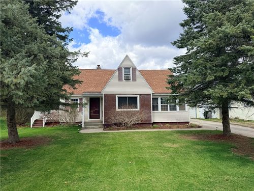 7 Mchenry Valley Ext, Almond, NY, 14804-9640 | Card Image