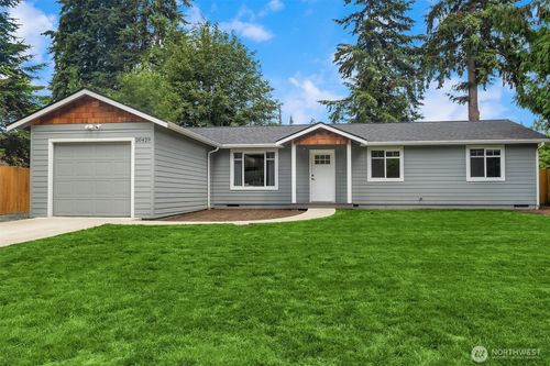 20429 64th Dr Ne, Arlington, WA, 98223-8210 | Card Image