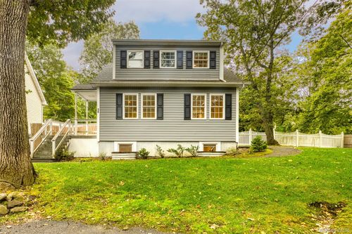 16 Ozone Rd, Rocky Point, NY, 11778-9735 | Card Image