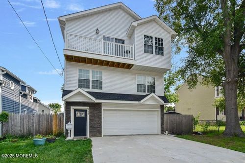 257 Port Monmouth Rd, North Middletown, NJ, 07748-5760 | Card Image