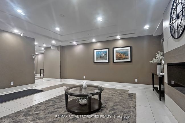 112 - 650 Gordon St, Condo with 2 bedrooms, 1 bathrooms and 1 parking in Whitby ON | Image 7