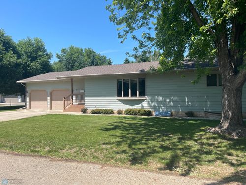 401 8th Ave E, Lisbon, ND, 58054-4709 | Card Image