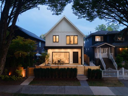 1-810 E 22nd Ave, Vancouver, BC, V5V1V7 | Card Image