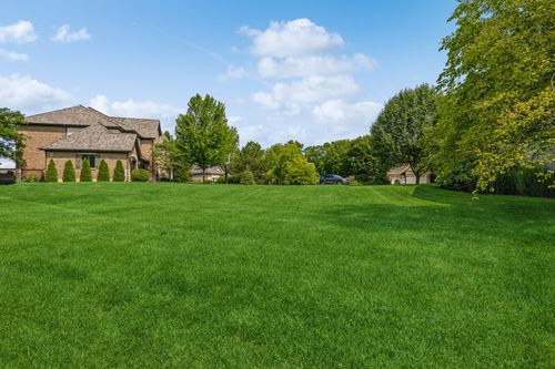 21855 Murfield Ct, Mundelein, IL, 60060-5327 | Card Image