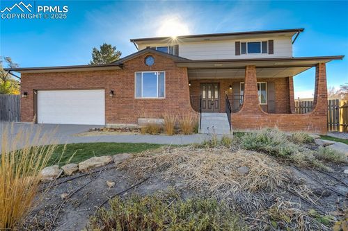 6 Strawflower Ct, Pueblo, CO, 81001-1117 | Card Image