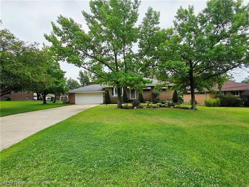 185 Briarleigh Dr, Brunswick, OH, 44212-1430 | Card Image