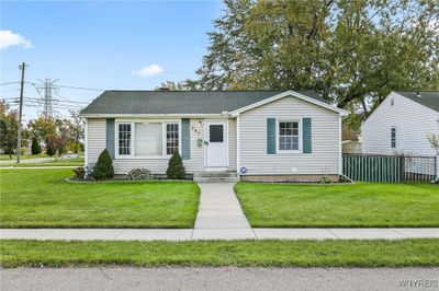 287 Seton Road, House other with 3 bedrooms, 1 bathrooms and null parking in Cheektowaga NY | Image 1