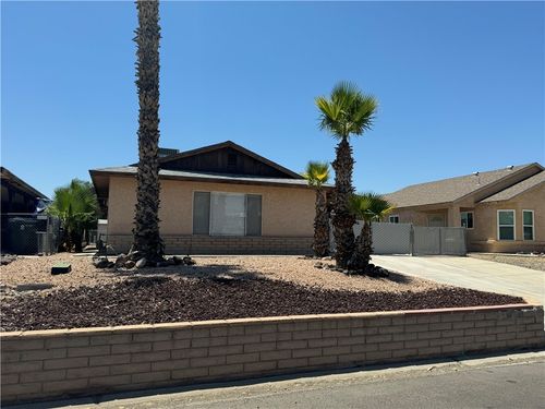 826 Citrus St, Bullhead City, AZ, 86442-6410 | Card Image
