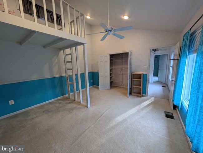 11901 Paradise Ln, House other with 4 bedrooms, 5 bathrooms and null parking in Oak Hill VA | Image 45