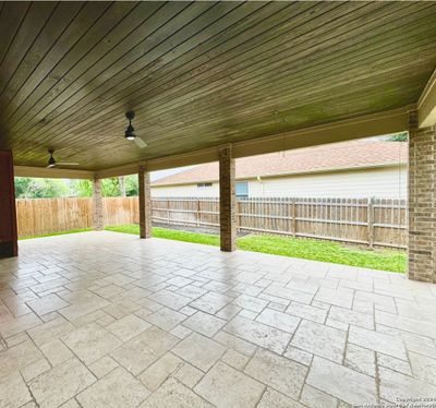 345 Saddlehorn Way, House other with 4 bedrooms, 2 bathrooms and null parking in Cibolo TX | Image 2