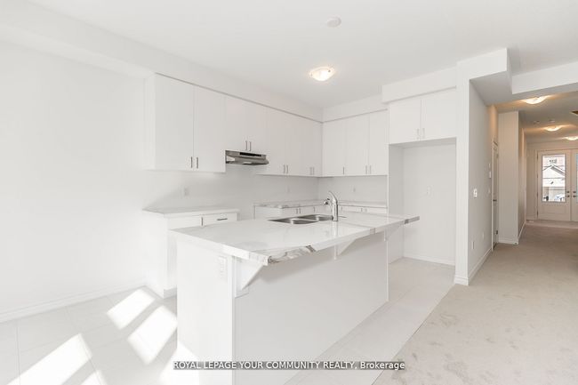 21 Daffodil Rd, House attached with 4 bedrooms, 3 bathrooms and 1 parking in Minesing ON | Image 18