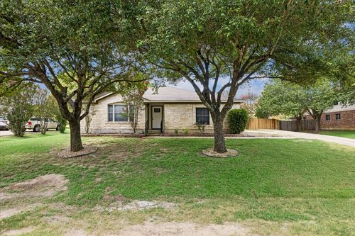 500 Millington Ln, Buda, TX, 78610-2922 | Card Image