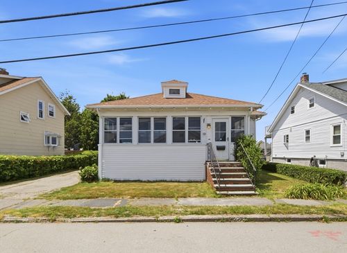 19 Princeton Ave, Weymouth, MA, 02191-1113 | Card Image