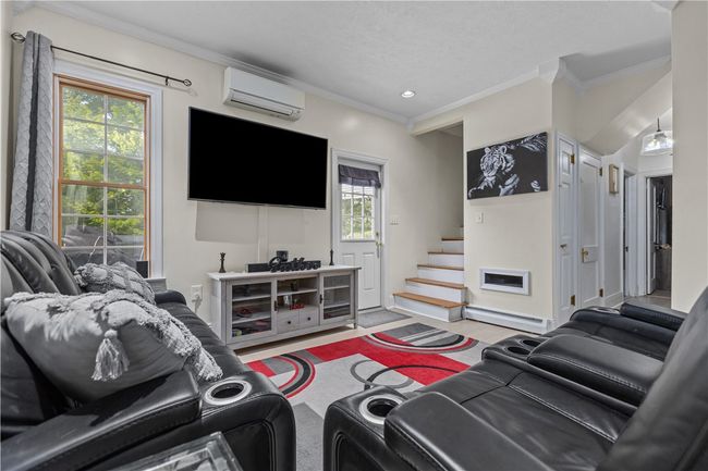 1701 Darlington Rd, House other with 3 bedrooms, 2 bathrooms and 1 parking in Patterson Hts PA | Image 6