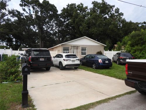 2729 Bel Aire Cir, TAMPA, FL, 33614-7203 | Card Image