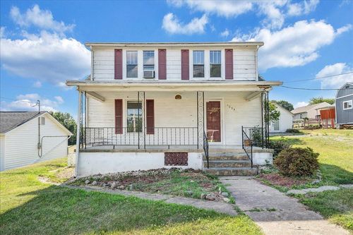 1004 Caldwell St, Roanoke, VA, 24017 | Card Image