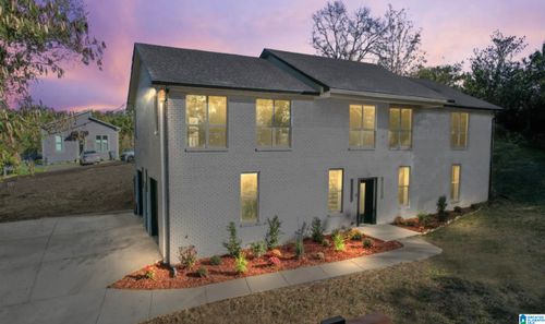 739 47th St S, BIRMINGHAM, AL, 35222-3429 | Card Image