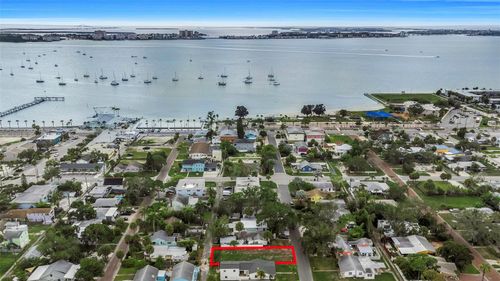 3020 Clinton St S, GULFPORT, FL, 33707-5711 | Card Image