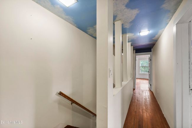 9 High St, Home with 6 bedrooms, 3 bathrooms and 4 parking in Lenox MA | Image 15