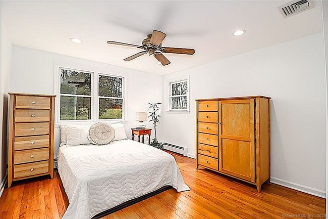 All Bedrooms with Hardwood Flooring | Image 34