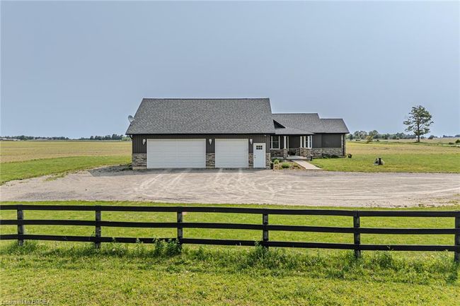 26 8 Th Concession Rd, Home with 3 bedrooms, 2 bathrooms and 9 parking in Brant ON | Image 23