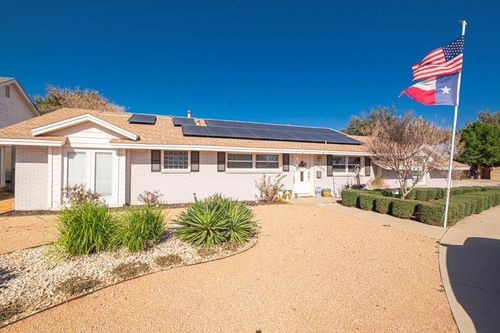 2300 W Golf Course Rd, Midland, TX, 79701-3942 | Card Image
