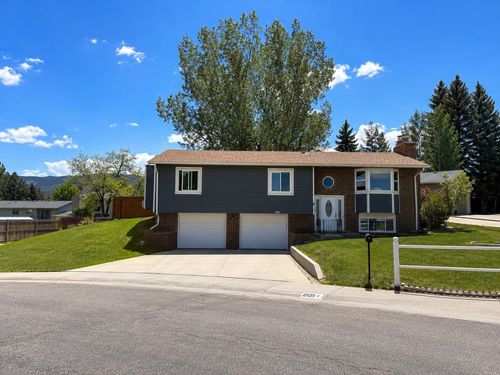 2121 Valcaro Rd, Casper, WY, 82604-4914 | Card Image