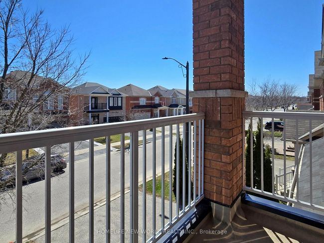 18 Freesia Rd, House other with 3 bedrooms, 3 bathrooms and 4 parking in Brampton ON | Image 28