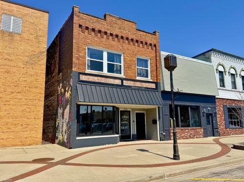 216 W Exchange Street, Owosso, MI, 48867 | Card Image
